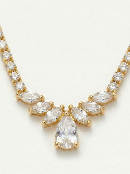 Markiz Taşlı Damla Kolye