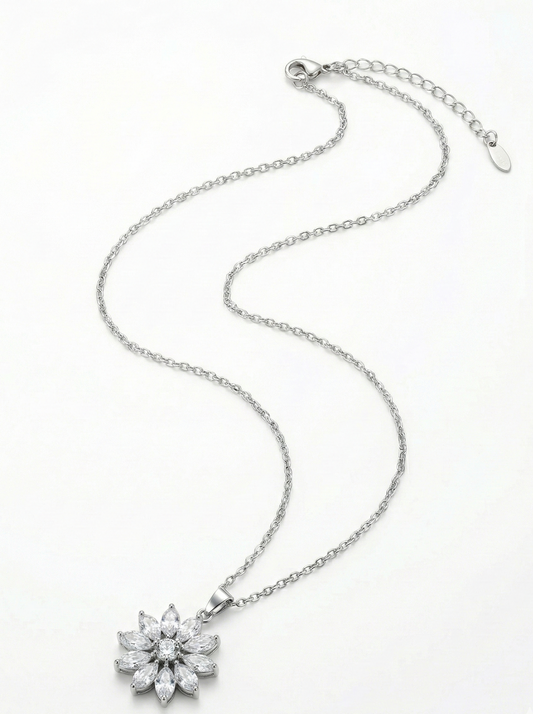 Papatya Model Taşlı Kolye